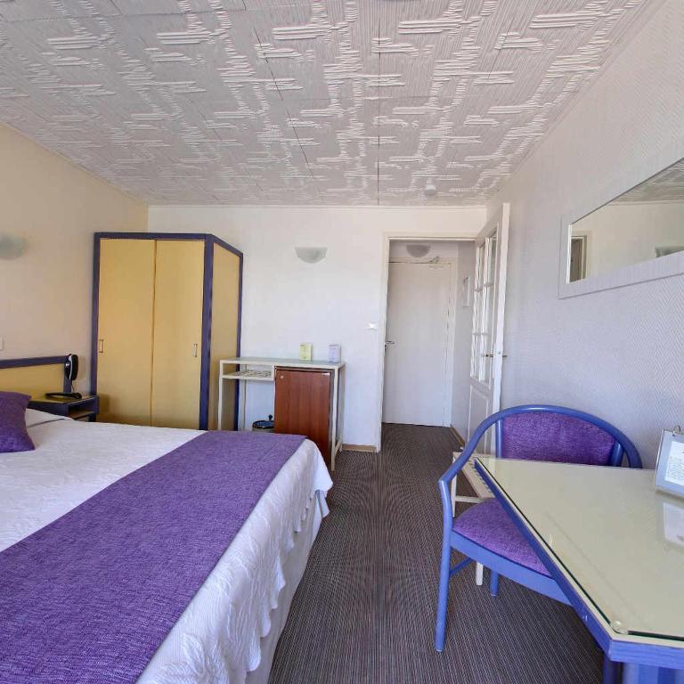 Hotel Azur Bord De Mer La Grande-Motte Habitación foto